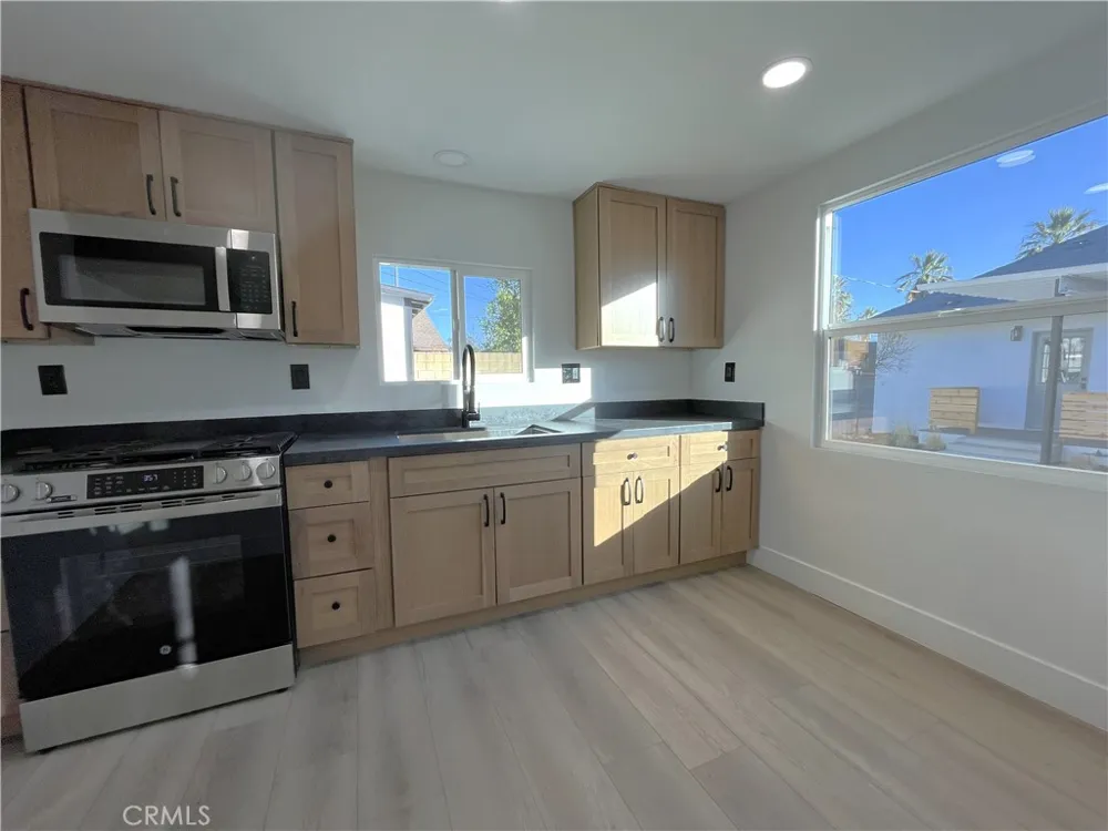517 Wildrose Avenue Monrovia, CA 91016