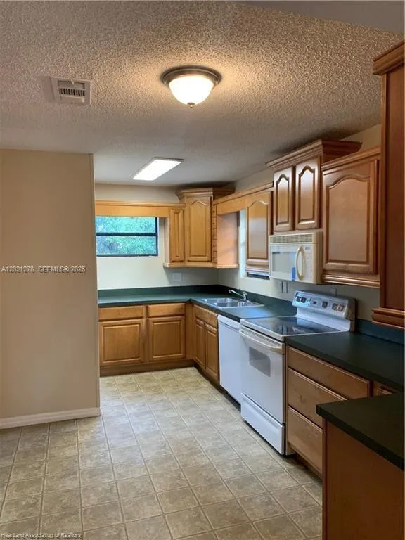 2225 N UNICORN #0 Avon Park, FL 33825