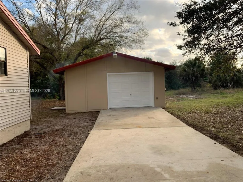 2225 N UNICORN #0 Avon Park, FL 33825