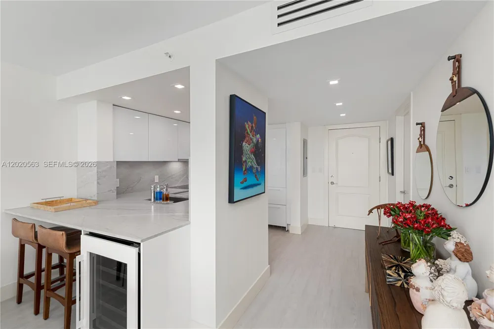 2101 NE Brickell Ave #2302 Miami, FL 33129