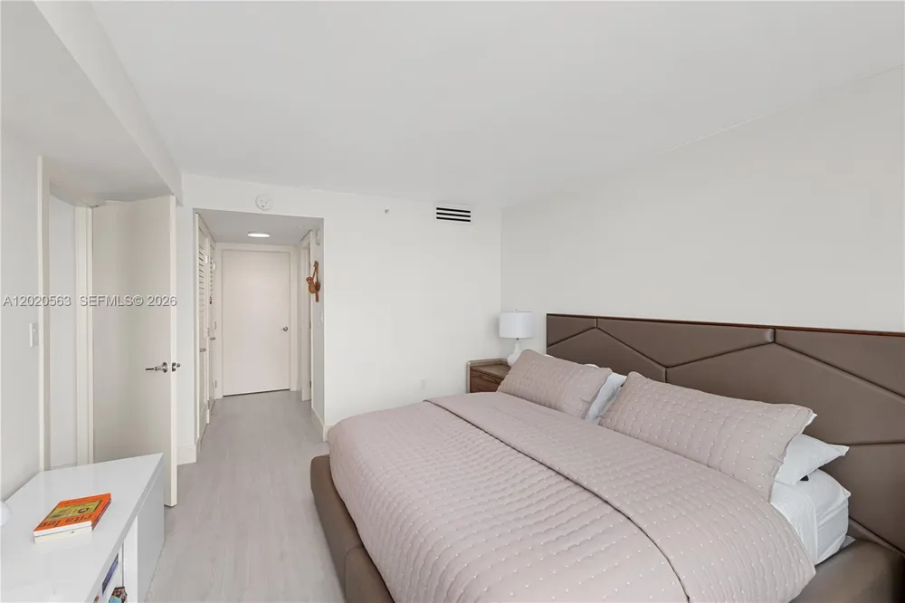 2101 NE Brickell Ave #2302 Miami, FL 33129