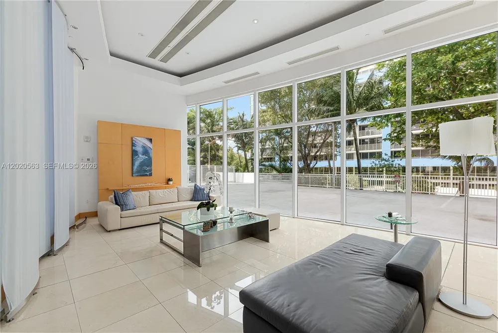 2101 NE Brickell Ave #2302 Miami, FL 33129