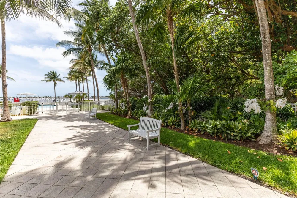 2101 NE Brickell Ave #2302 Miami, FL 33129