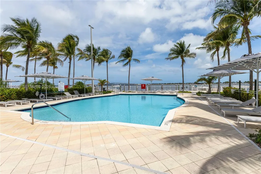 2101 NE Brickell Ave #2302 Miami, FL 33129