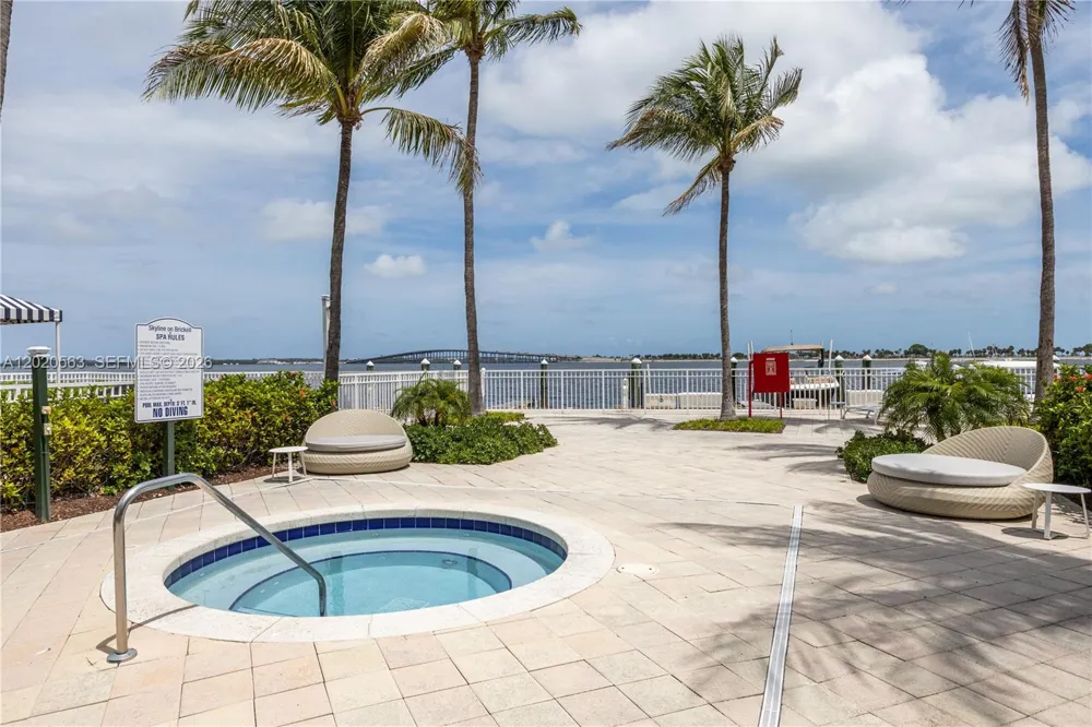 2101 NE Brickell Ave #2302 Miami, FL 33129