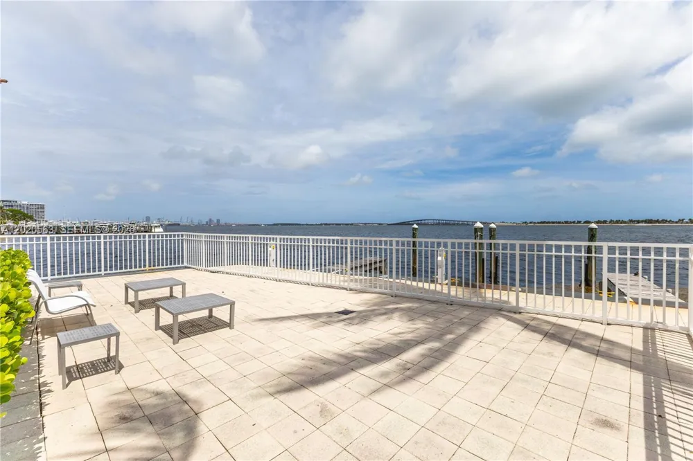 2101 NE Brickell Ave #2302 Miami, FL 33129