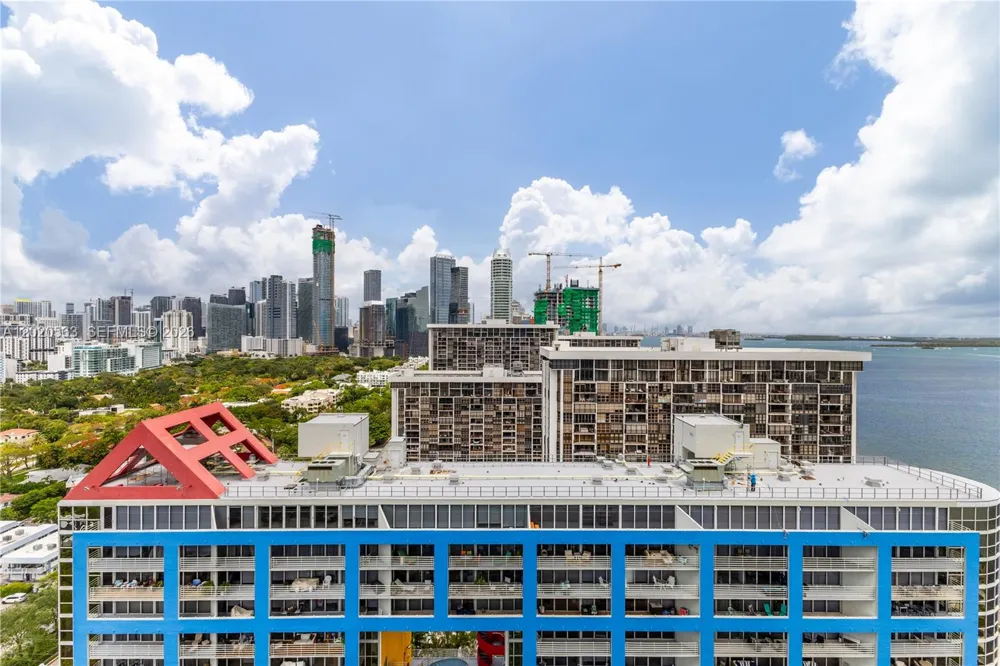 2101 NE Brickell Ave #2302 Miami, FL 33129