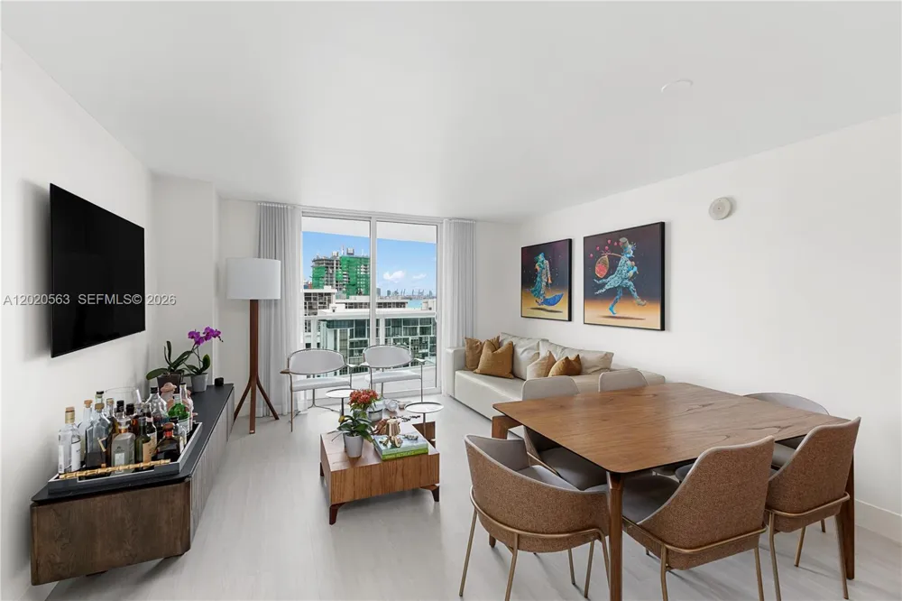 2101 NE Brickell Ave #2302 Miami, FL 33129