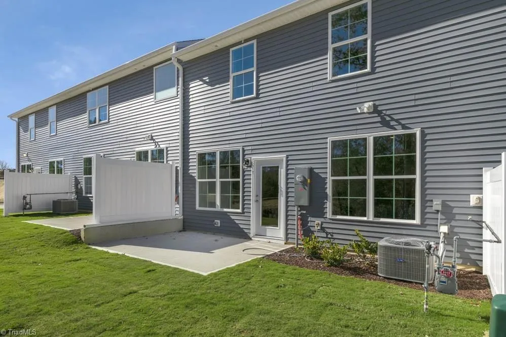 150 Briarwood Lane Bermuda Run, NC 27006