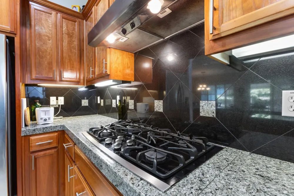 900 Livingston Place Rio Vista, CA 94571