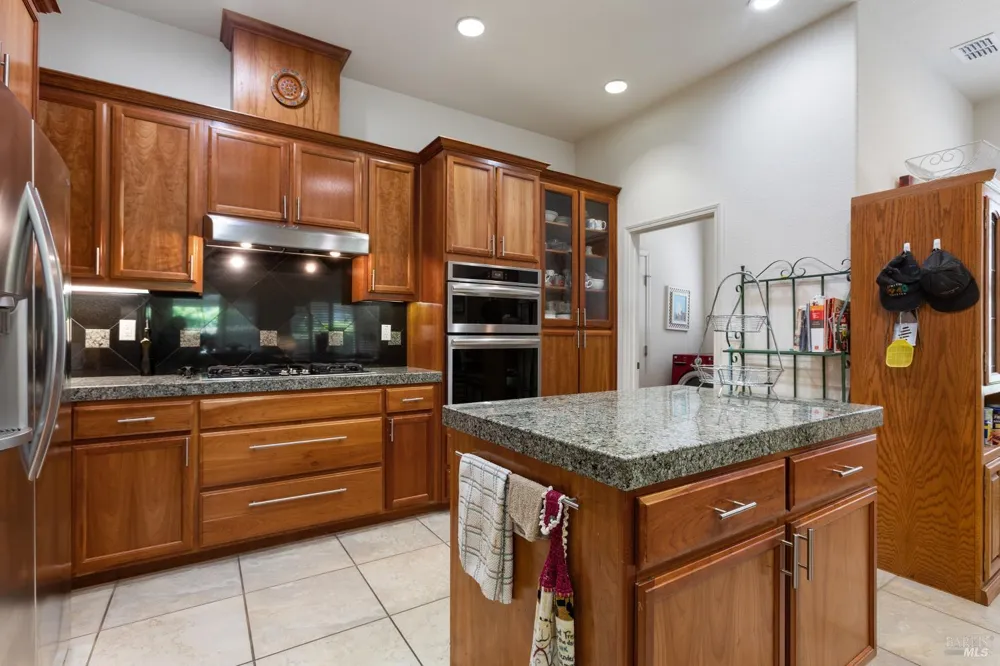 900 Livingston Place Rio Vista, CA 94571