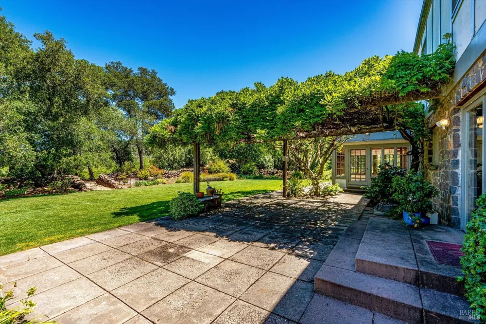 7455 Foothill Ranch Road Santa Rosa, CA 95404