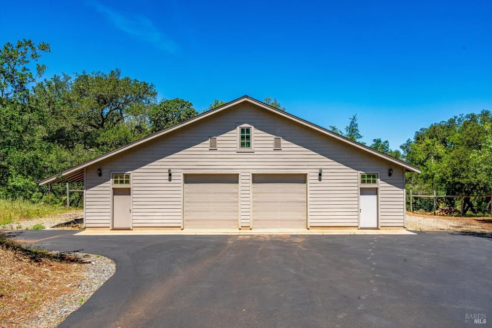 7455 Foothill Ranch Road Santa Rosa, CA 95404
