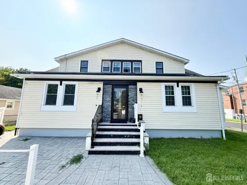 73 Laurence Parkway