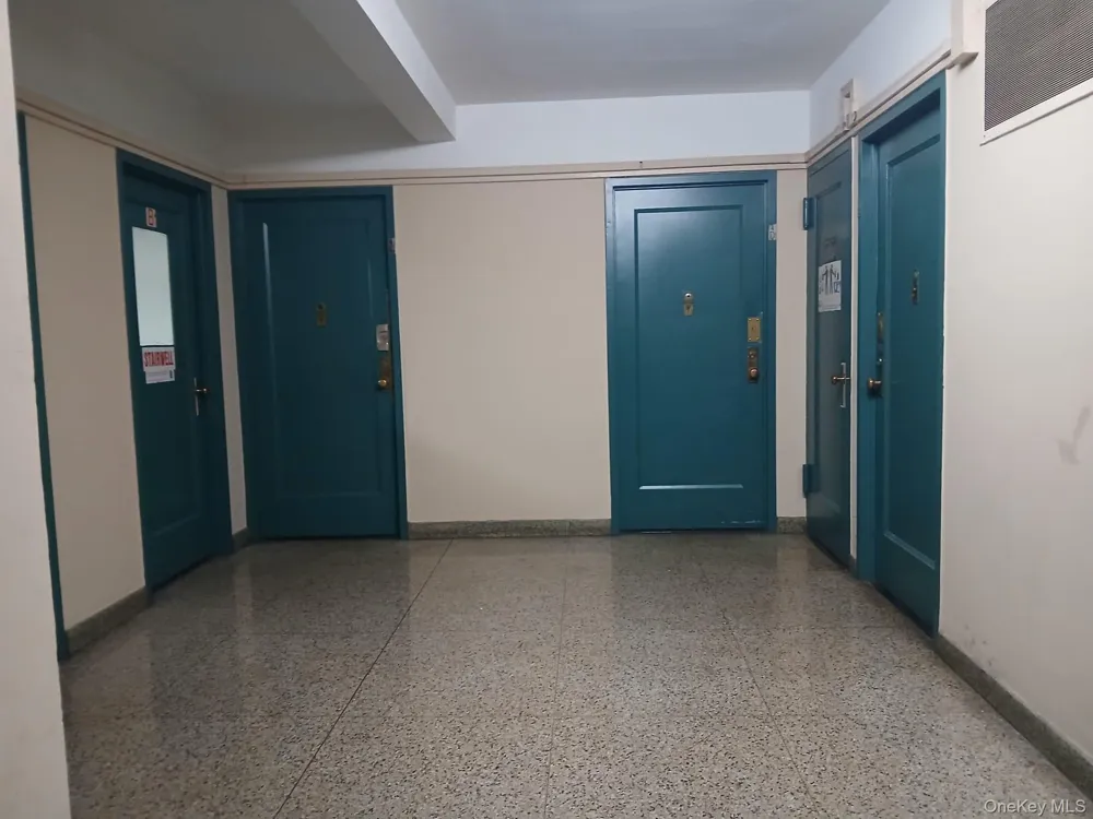 11 Metropolitan Oval #4G Bronx, NY 10462