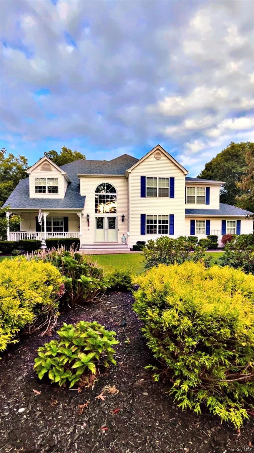 15 Silas Woods Road Manorville, NY 11949