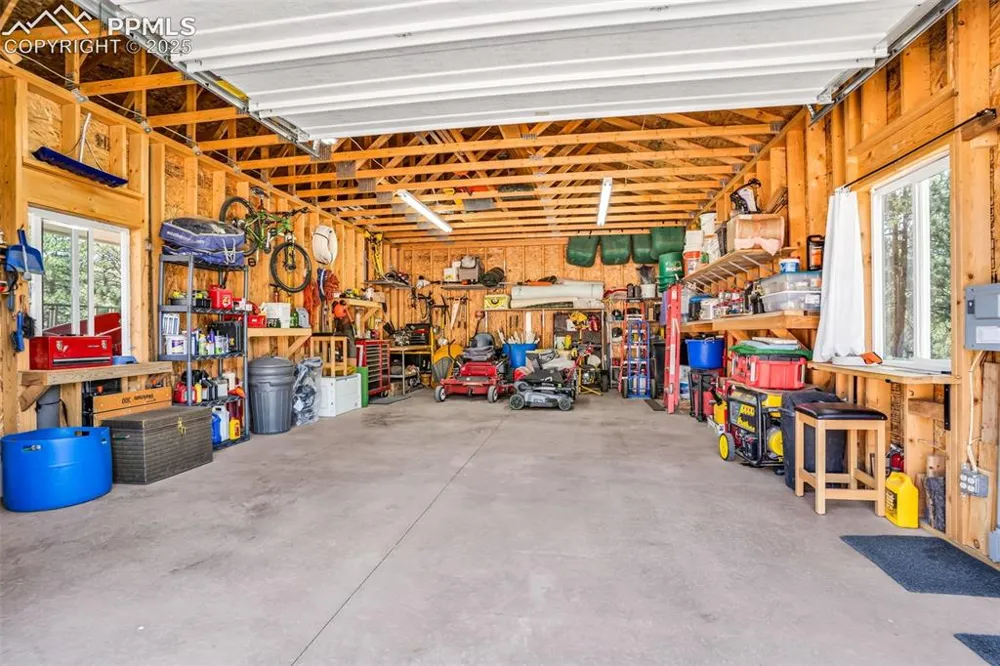 451 Thunder Trail Canon City, CO 81212