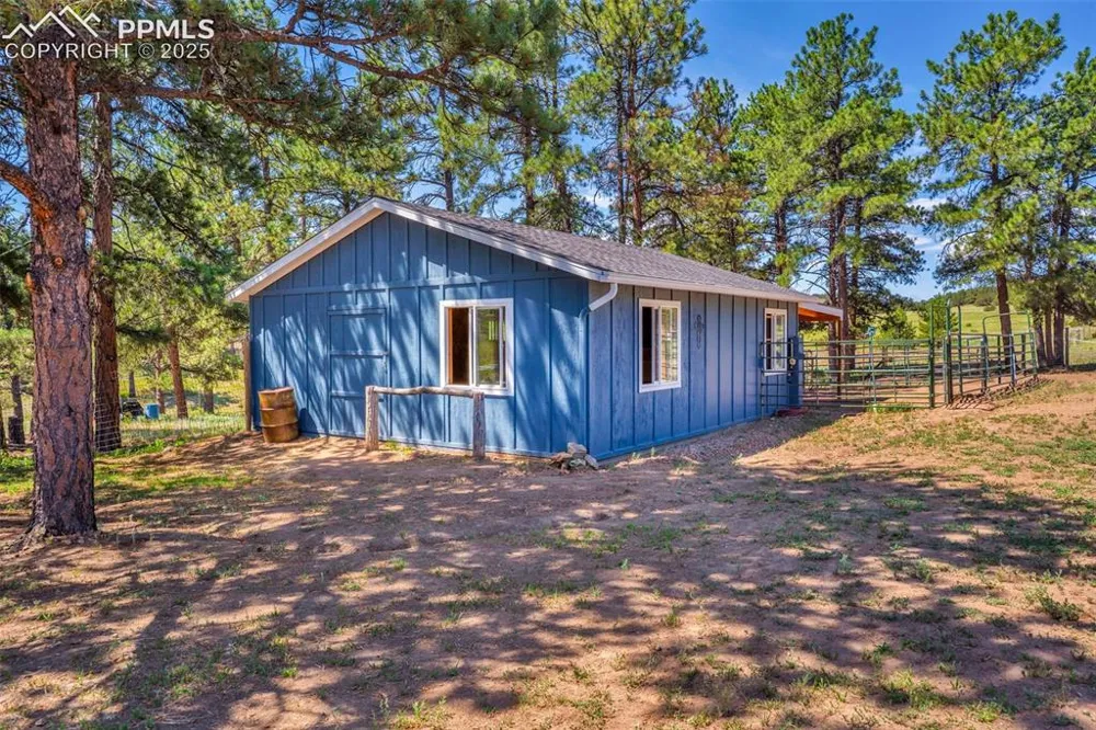 451 Thunder Trail Canon City, CO 81212