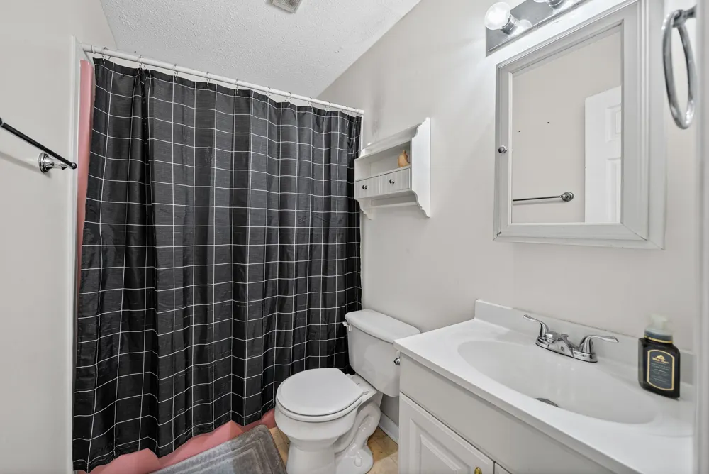 535 Fox Chase Ct Hopkinsville, KY 42240