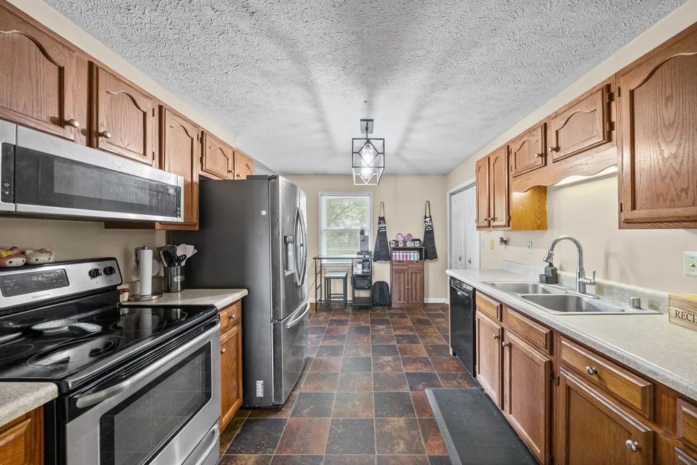 535 Fox Chase Ct Hopkinsville, KY 42240