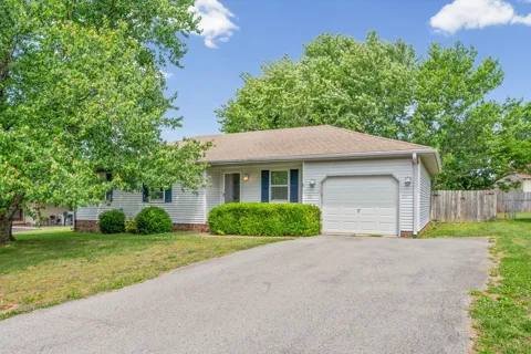 535 Fox Chase Ct