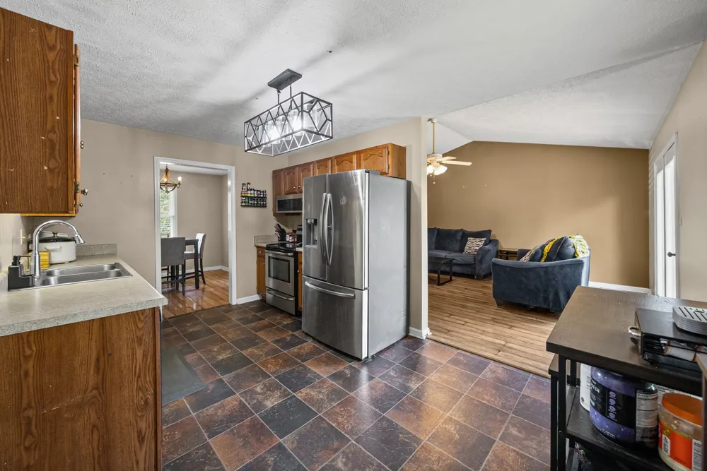 535 Fox Chase Ct Hopkinsville, KY 42240