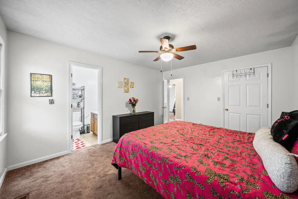 535 Fox Chase Ct Hopkinsville, KY 42240