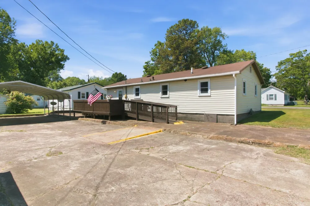 154 Winchester St Mc Kenzie, TN 38201