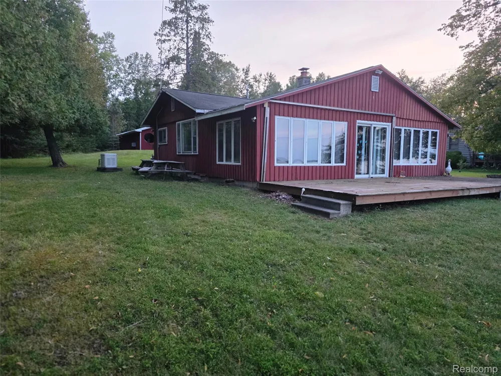 5136 Hardwood Trail Alcona Township, MI 49747