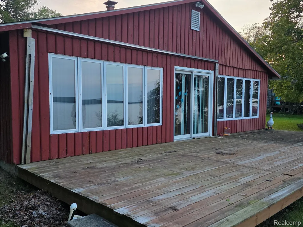 5136 Hardwood Trail Alcona Township, MI 49747