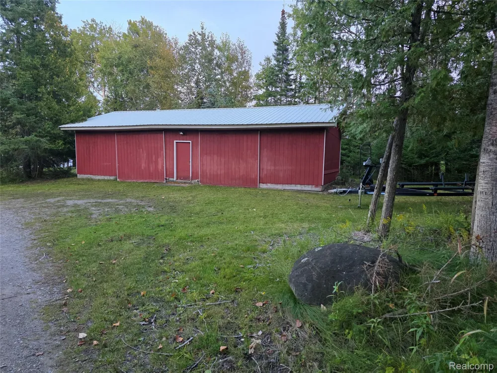 5136 Hardwood Trail Alcona Township, MI 49747
