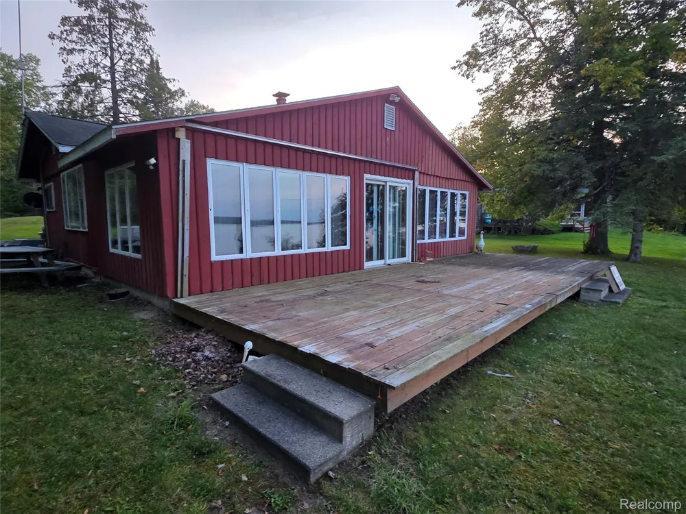 5136 Hardwood Trail Alcona Township, MI 49747