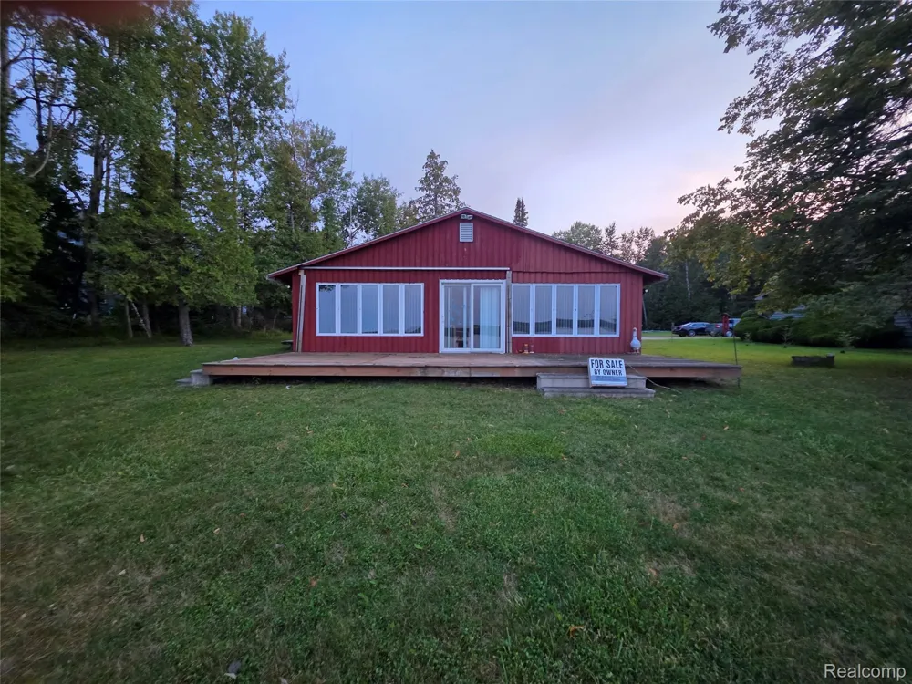 5136 Hardwood Trail Alcona Township, MI 49747