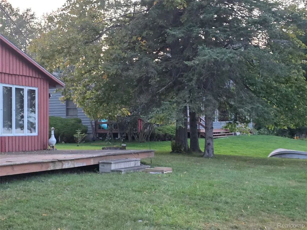 5136 Hardwood Trail Alcona Township, MI 49747