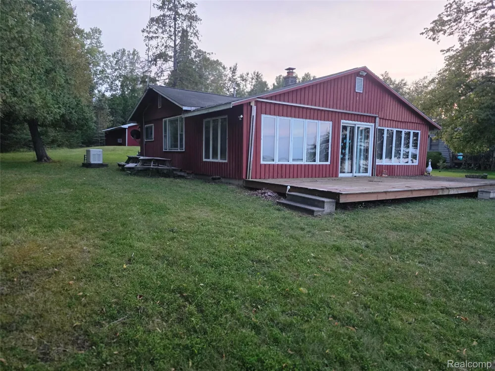 5136 Hardwood Trail Alcona Township, MI 49747