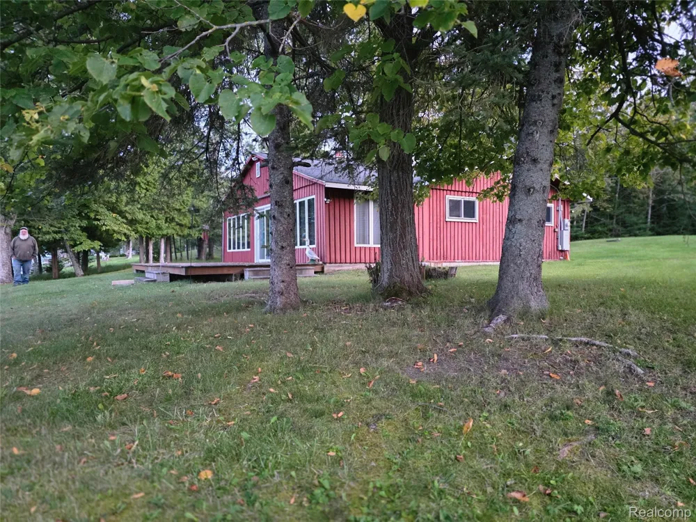 5136 Hardwood Trail Alcona Township, MI 49747