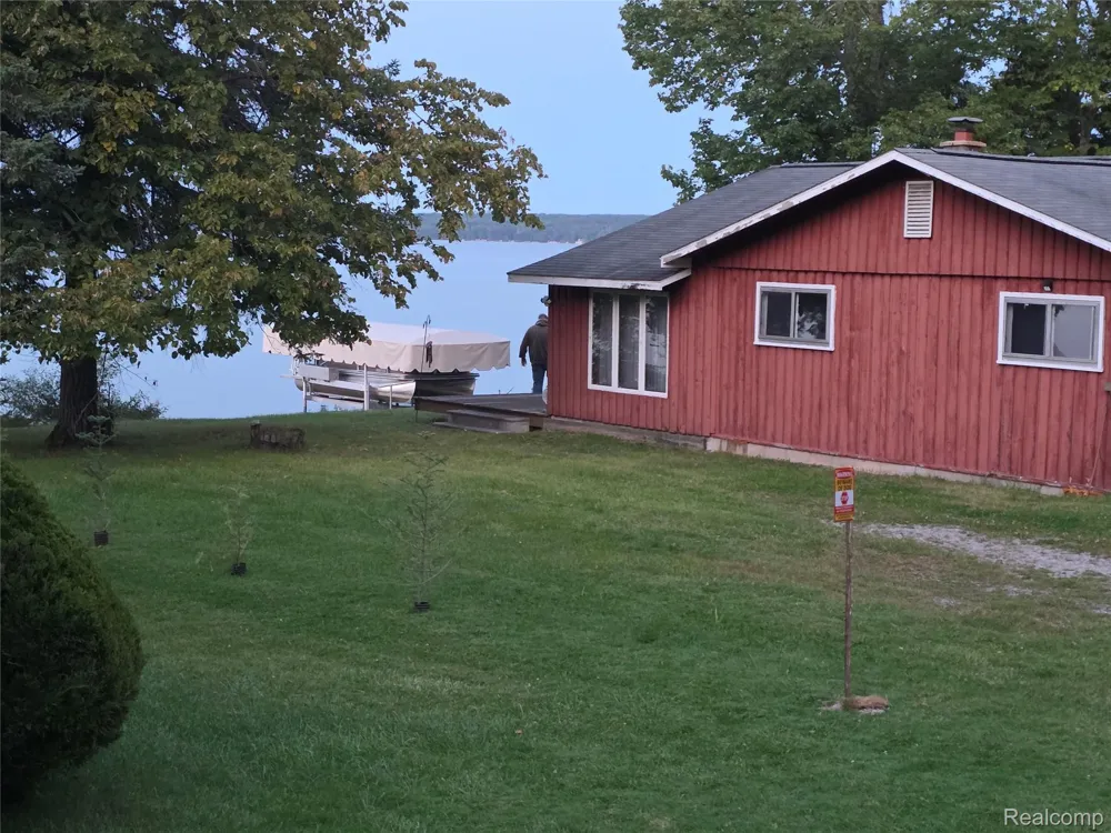 5136 Hardwood Trail Alcona Township, MI 49747