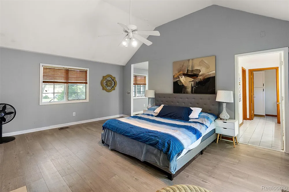 2475 S Ortonville Road Brandon Charter Township, MI 48462