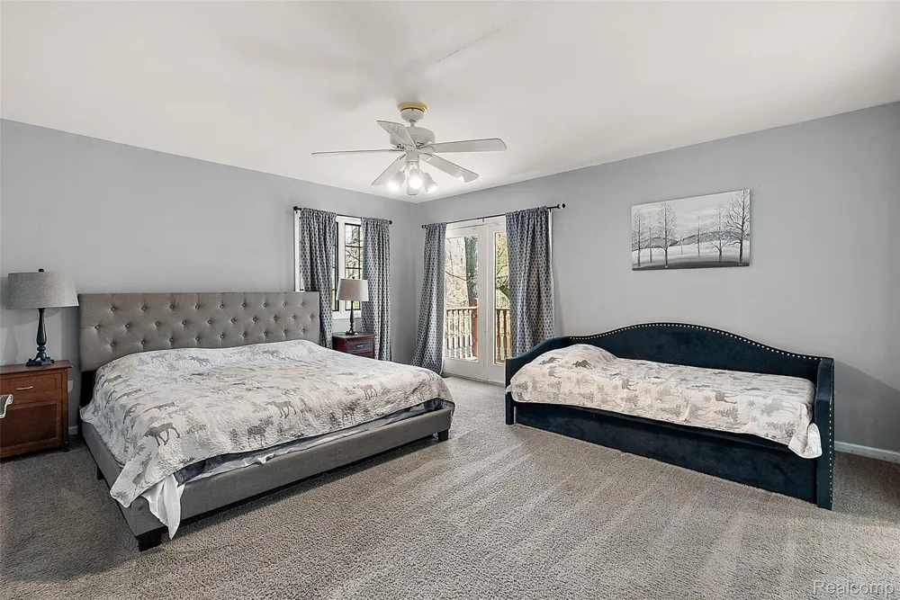 2475 S Ortonville Road Brandon Charter Township, MI 48462