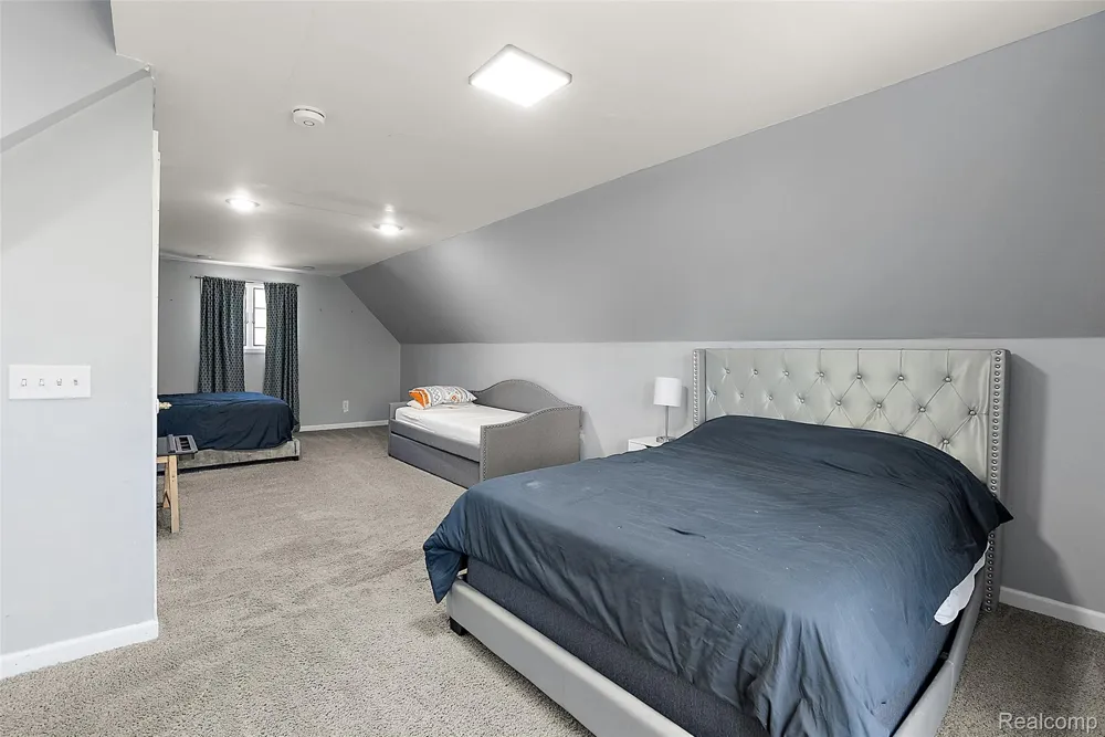 2475 S Ortonville Road Brandon Charter Township, MI 48462