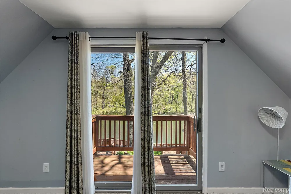2475 S Ortonville Road Brandon Charter Township, MI 48462