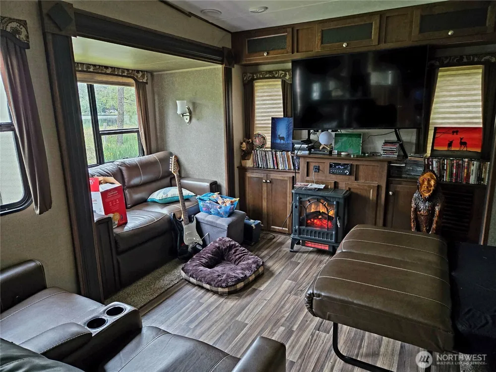 60 W Owa Court Elma, WA 98541