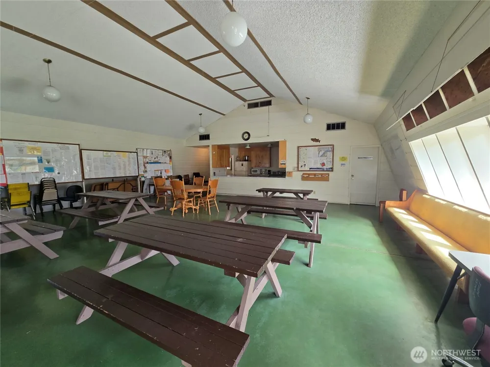60 W Owa Court Elma, WA 98541