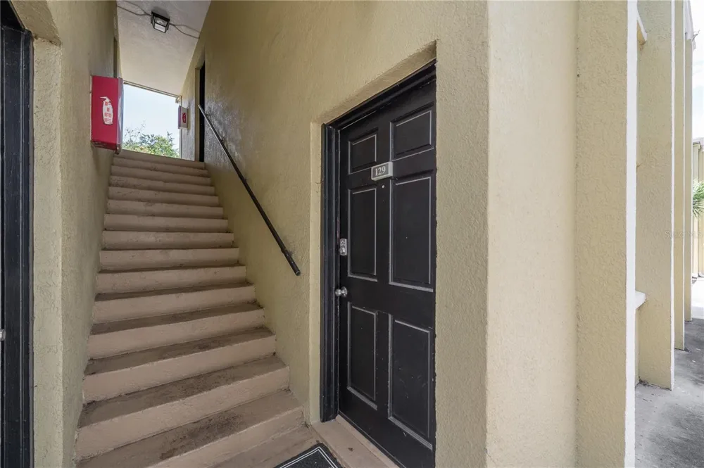 3206 W AZEELE STREET #129 Tampa, FL 33609