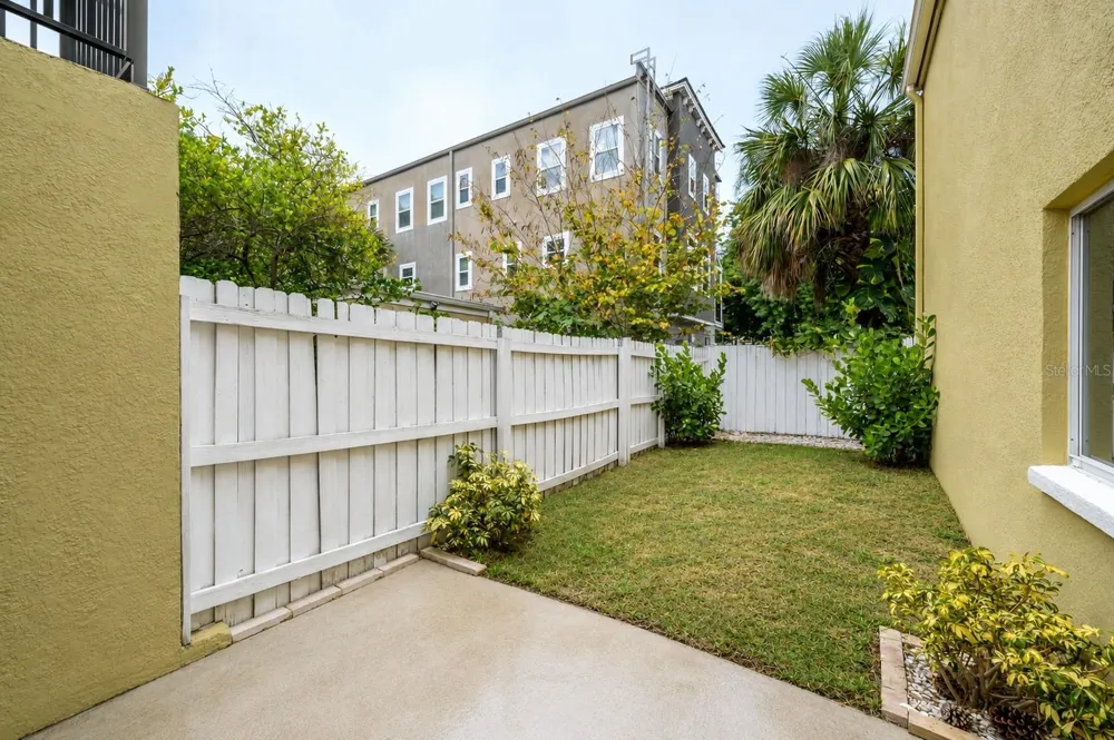 3206 W AZEELE STREET #129 Tampa, FL 33609