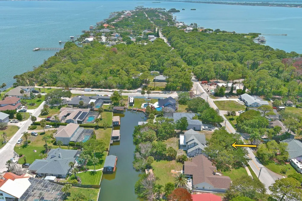 2080 NEWFOUND HARBOR DRIVE Merritt Island, FL 32952