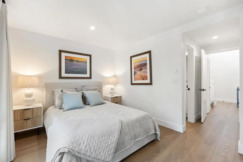 371 Longden Ln Solana Beach, CA 92075