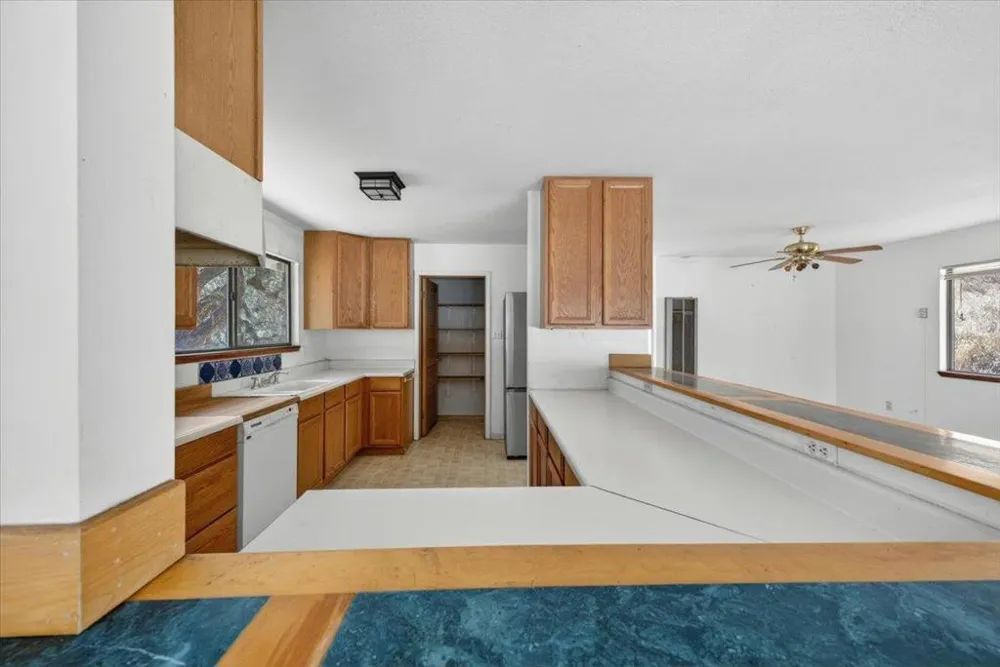 46404 Arroyo Seco Road Greenfield, CA 93927