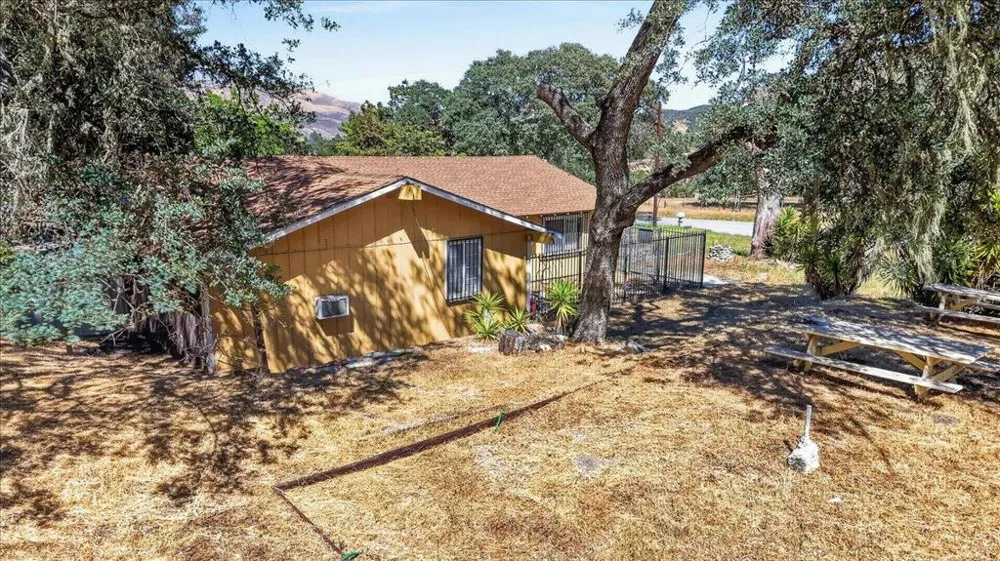 46404 Arroyo Seco Road Greenfield, CA 93927