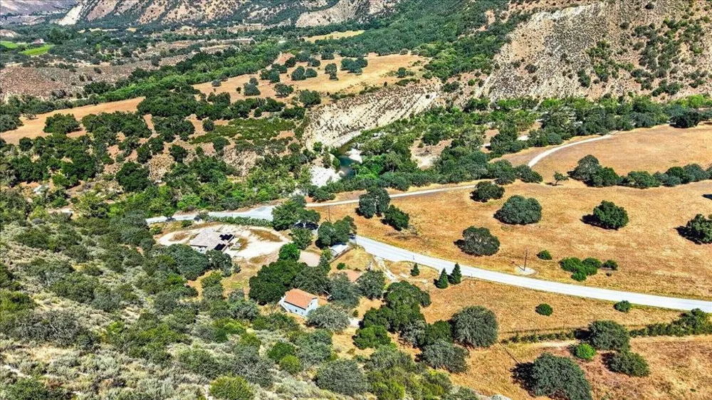 46404 Arroyo Seco Road Greenfield, CA 93927